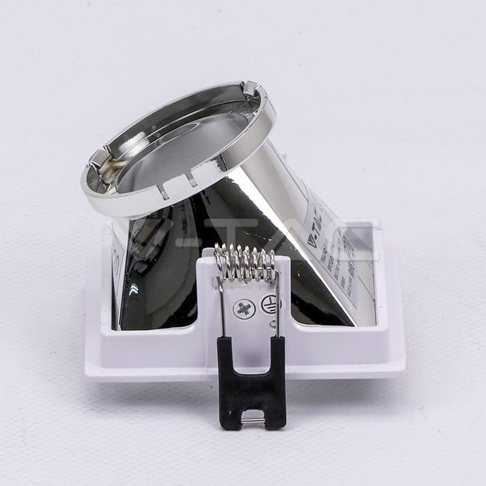 www.helloled.hu V-Tac GU10 négyszög beépítõkeret fehér/króm - 3168 www.helloled.hu V-Tac GU10 négyszög beépítőkeret fehér/króm - 3168