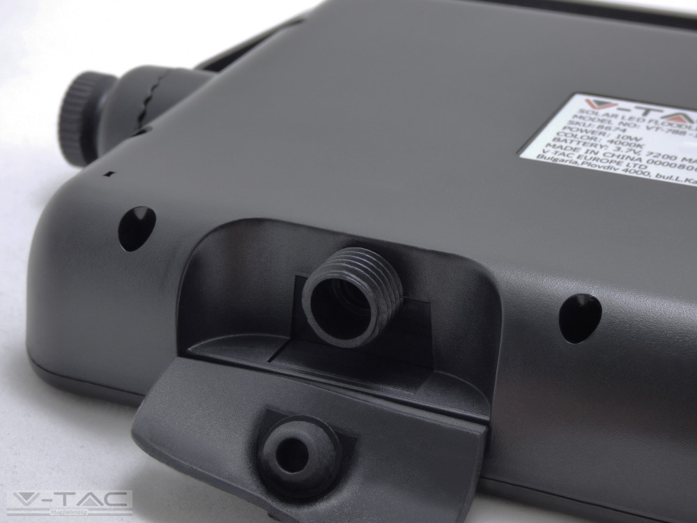 10W LED napelemes hordozható reflektor fekete 7200mAH 4000K - 8674 10W LED napelemes hordozható reflektor fekete 7200mAH 4000K - 8674