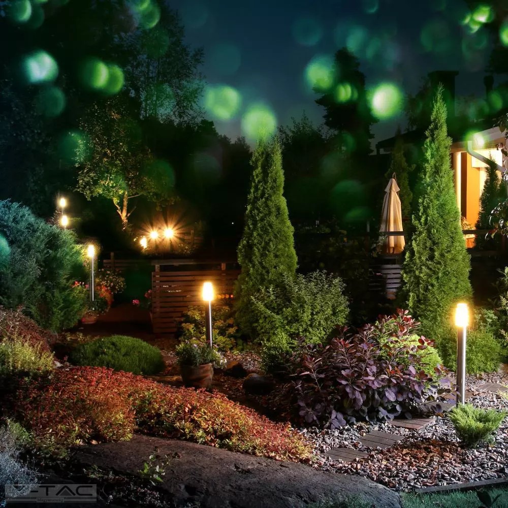 Ezüst rögzíthető kerti álló lámpatest E27 foglalattal acél váz IP44 - 8962 Ezüst rögzíthető kerti álló lámpatest E27 foglalattal acél váz IP44 - 8962