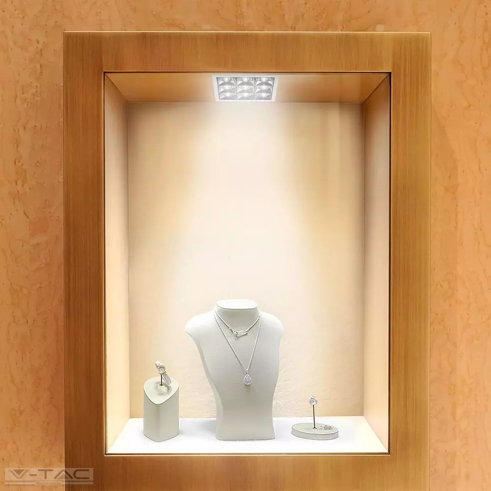 36W LED mélysugárzó fehér Samsung chip CRI>90 UGR<19 36W LED mélysugárzó fehér Samsung chip CRI>90 UGR