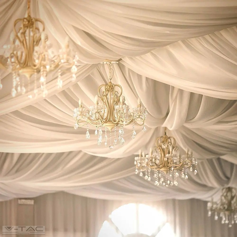 3,7W LED izzó E14 gyertya 3,7W LED izzó E14 gyertya