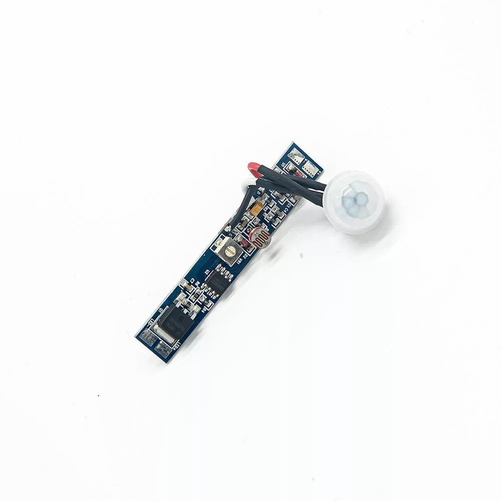 Profilba építhető mozgásérzékelős alkonykapcsoló (PIR) 12/24V 8A - LSS002 Profilba építhető mozgásérzékelős alkonykapcsoló (PIR) 12/24V 8A - LSS002