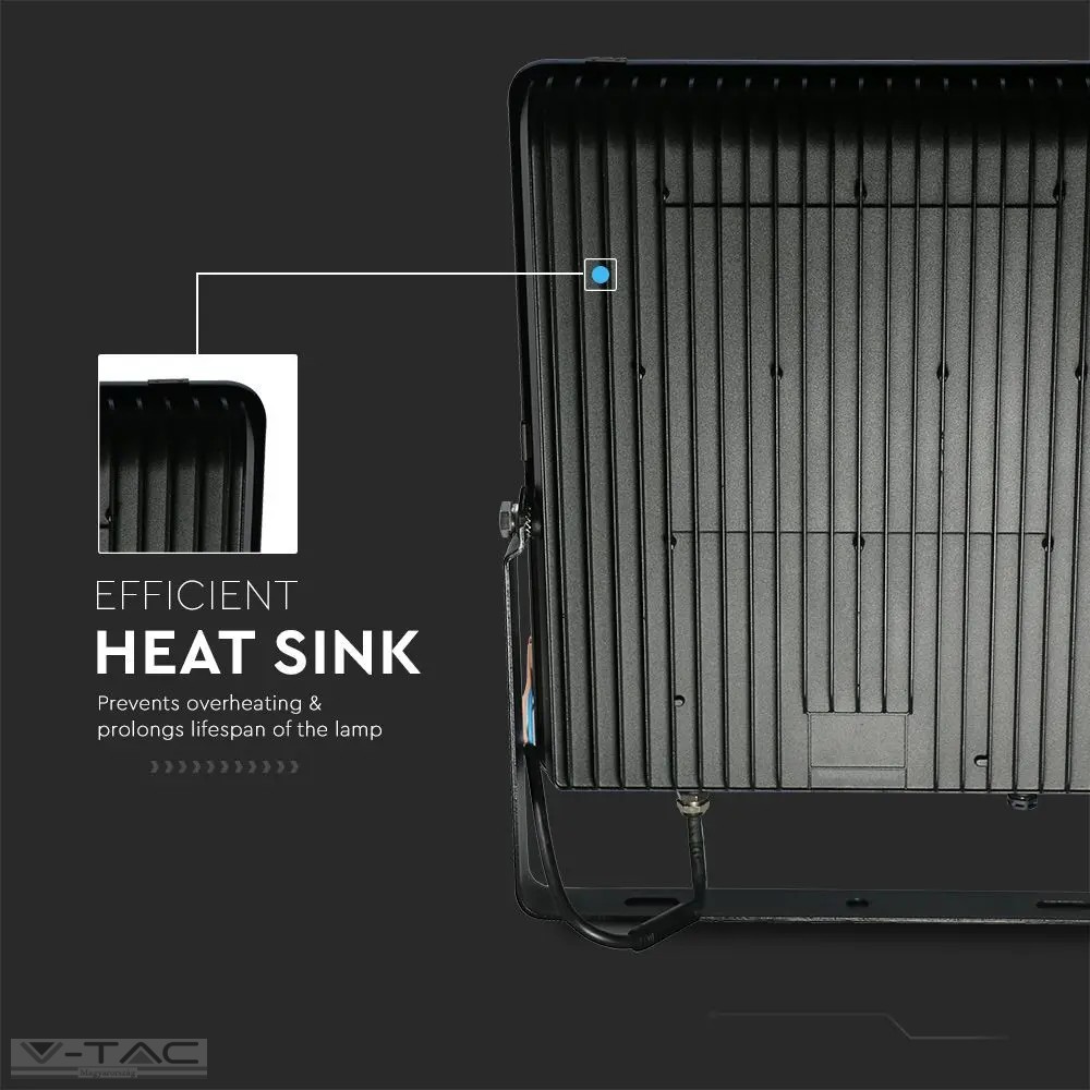 100W LED reflektor Fekete 100W LED reflektor Fekete