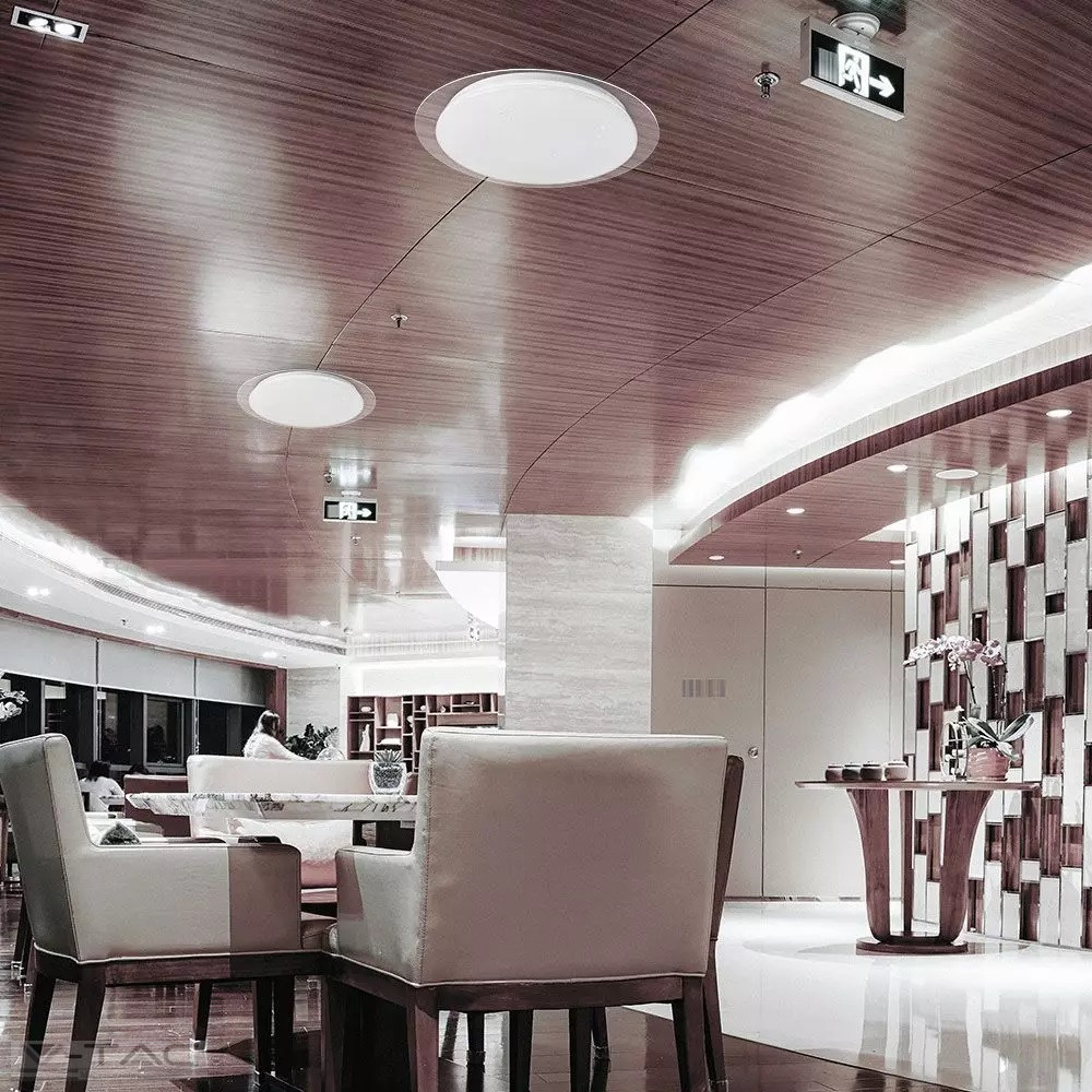 HelloLED V-Tac dimmelhető LED mennyezeti design lámpa 3 in 1 vezérlővel HelloLED V-Tac dimmelhető LED mennyezeti design lámpa 3 in 1 vezérlővel