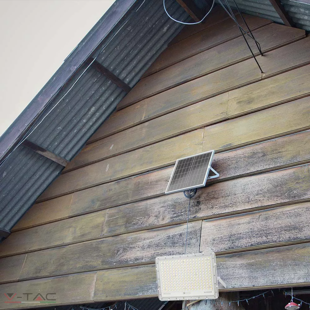 HelloLED 30W Napelemes fehér LED reflektor távirányítóval 4000K 20000 mAh - 7848 V-TAC HelloLED 30W Napelemes fehér LED reflektor távirányítóval 4000K 20000 mAh - 7848 V-TAC