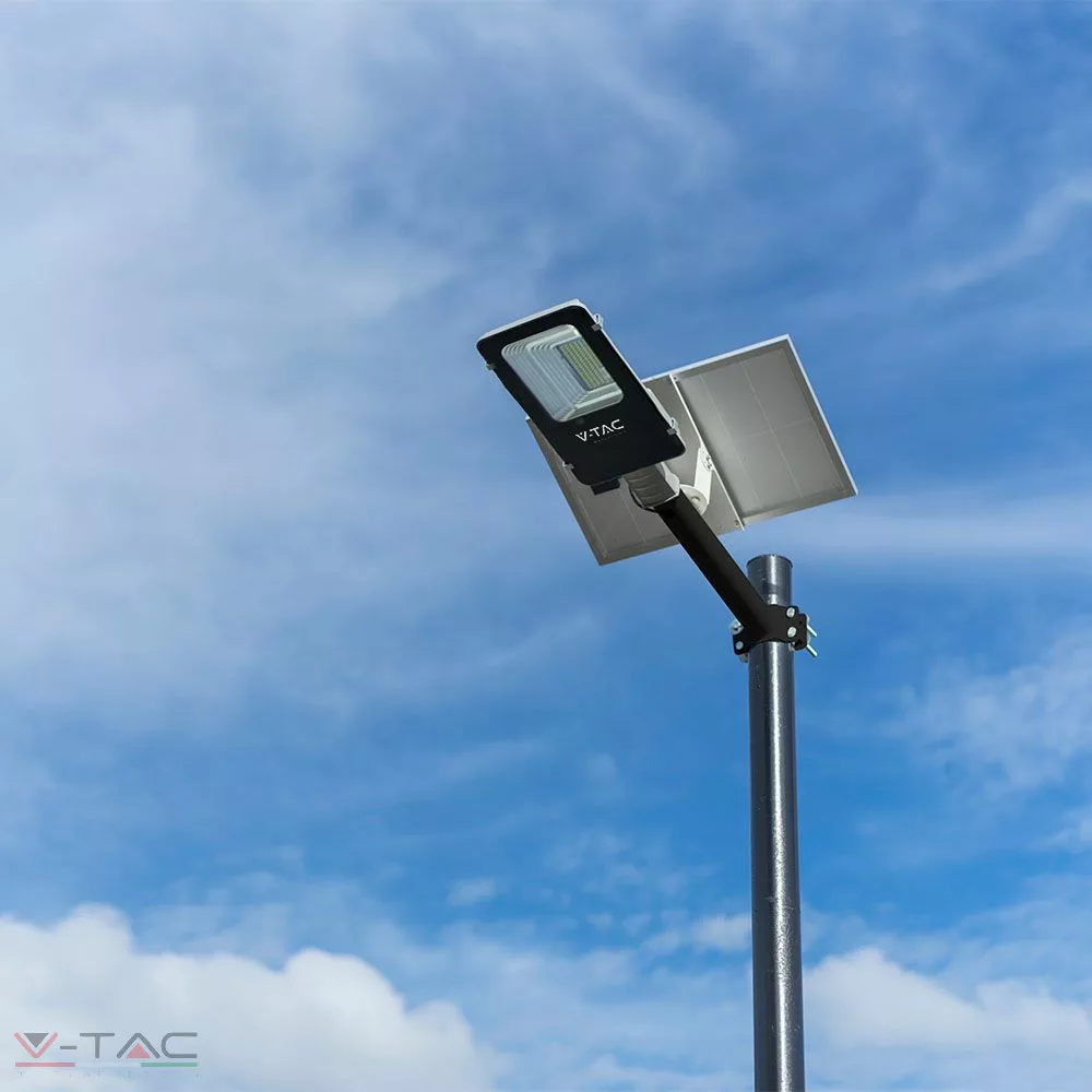 50W Napelemtábla Hibrid LED Utcai világítással, tartórúddal 4000K - 23578 V-TAC 50W Napelemtábla Hibrid LED Utcai világítással, tartórúddal 4000K - 23578 V-TAC